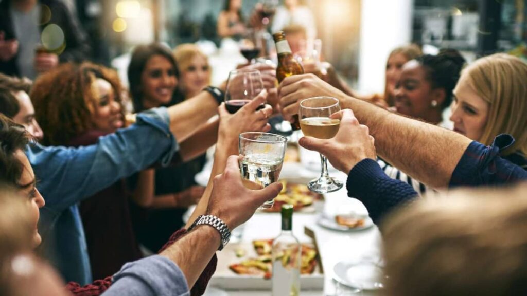 Indulge in Extravagant Banquet Style Dinners 1 banquet dinners